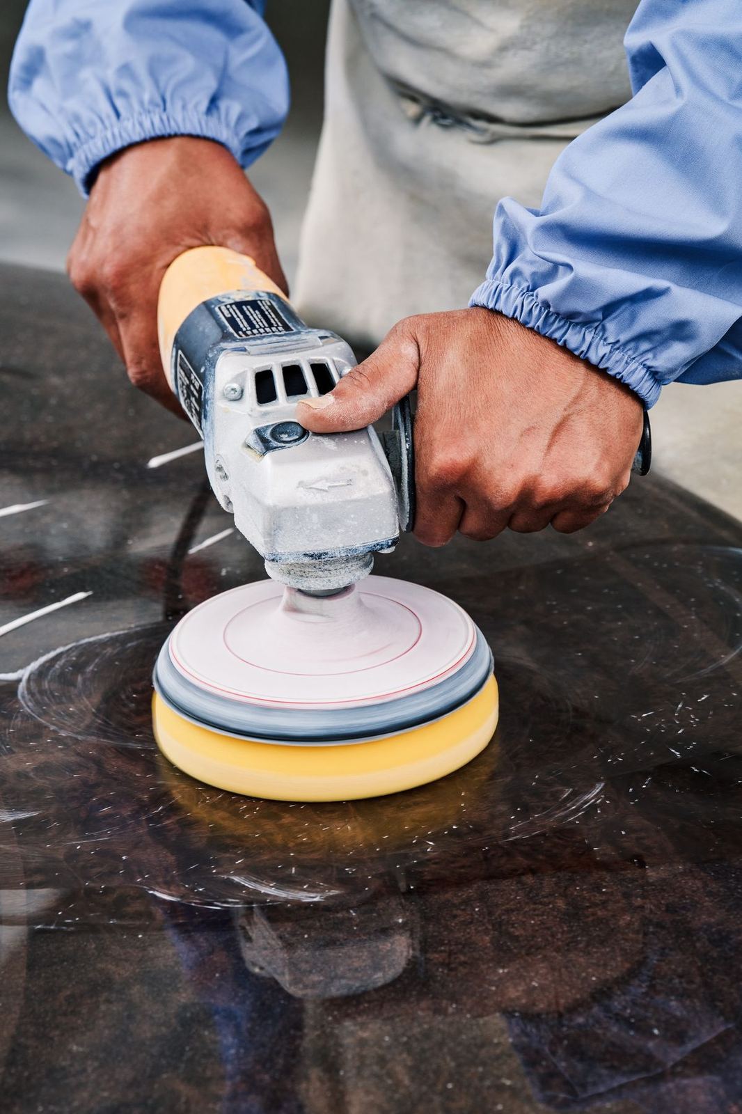 Surface polishing process on the 17-head polish line