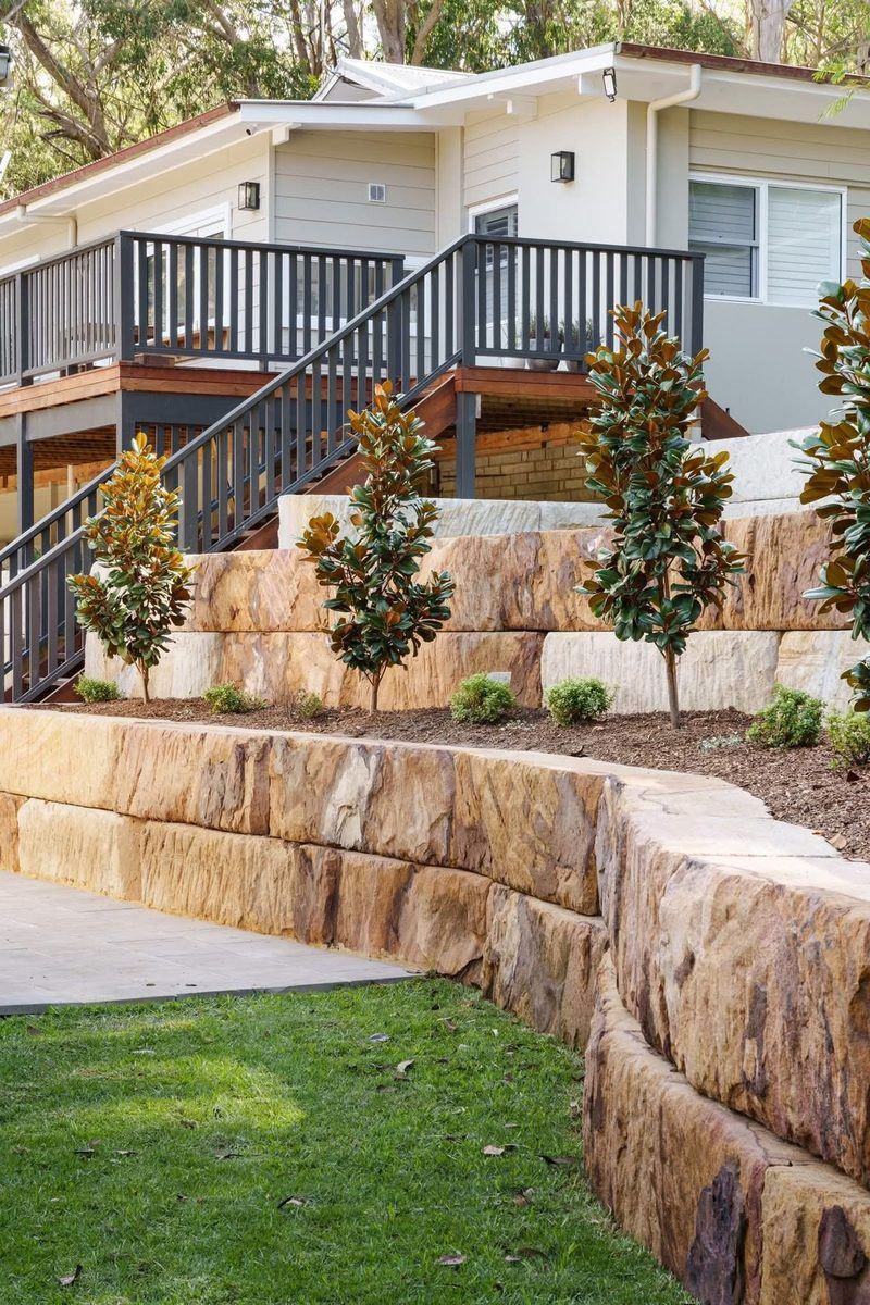 Retaining Walls & Borders